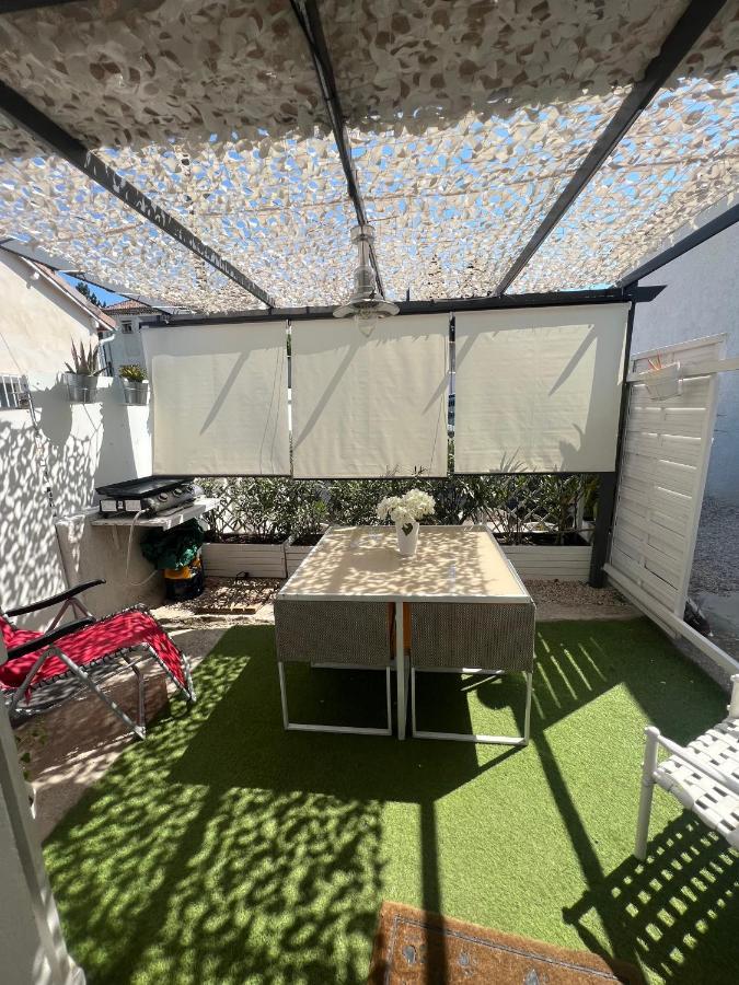 Petite Maison Cosy Avec Exterieur Marsilia Exterior foto